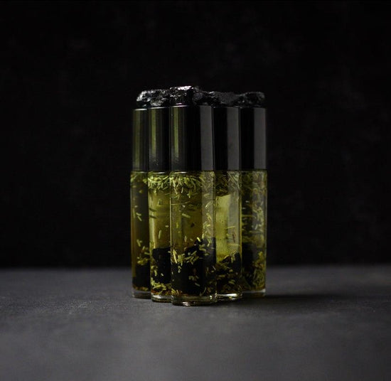 Protection Magick Anointing Oil - Witchy Washy Bath ®